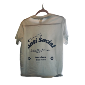 Dog Mom T Shirt – Anti Social [Hondenras] Mom | Gepersonaliseerd